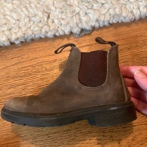 Kids blundstone boots